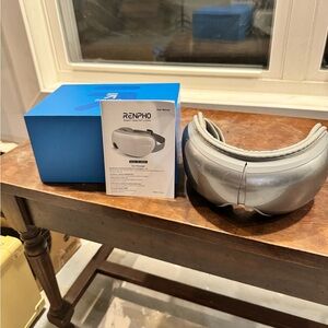 Gray VR Eye Massager